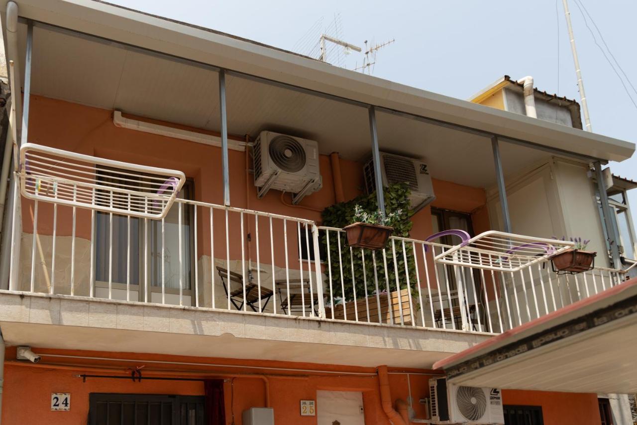 Cortile Pace Villa Catania Bagian luar foto